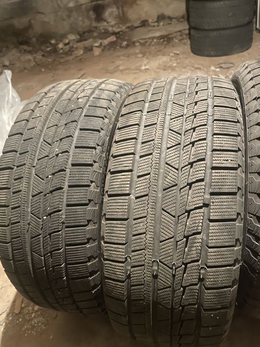 Резина разноширокая 225/45/18 и 255/40/18