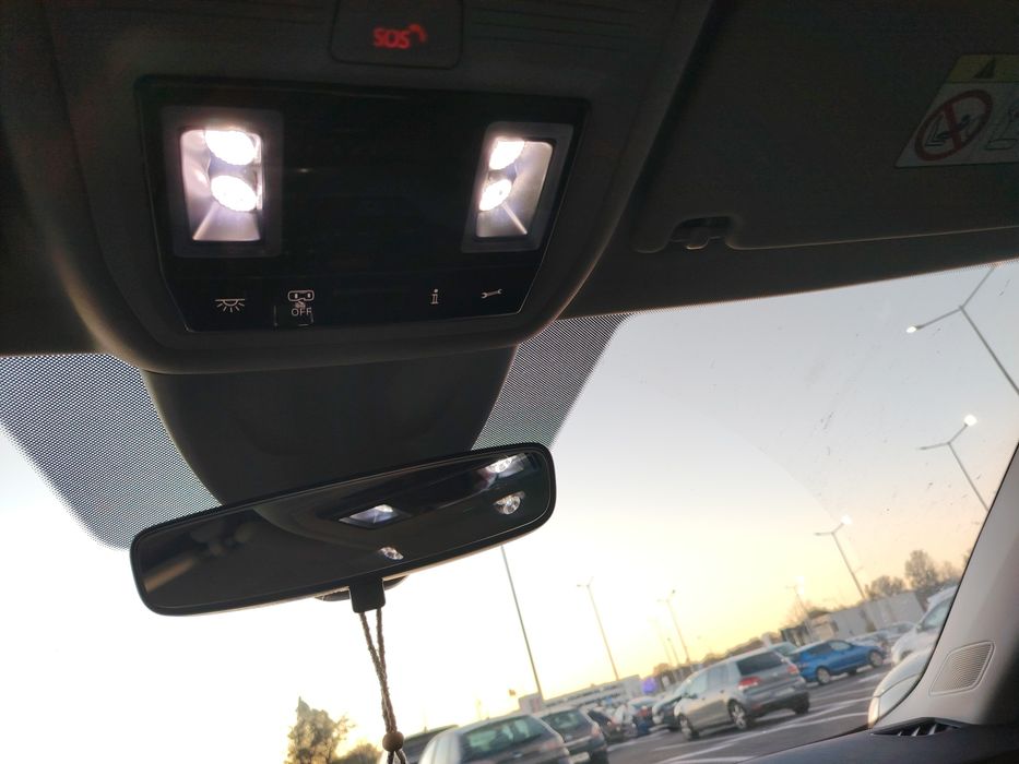 SKODA Octavia hibrid 1.0