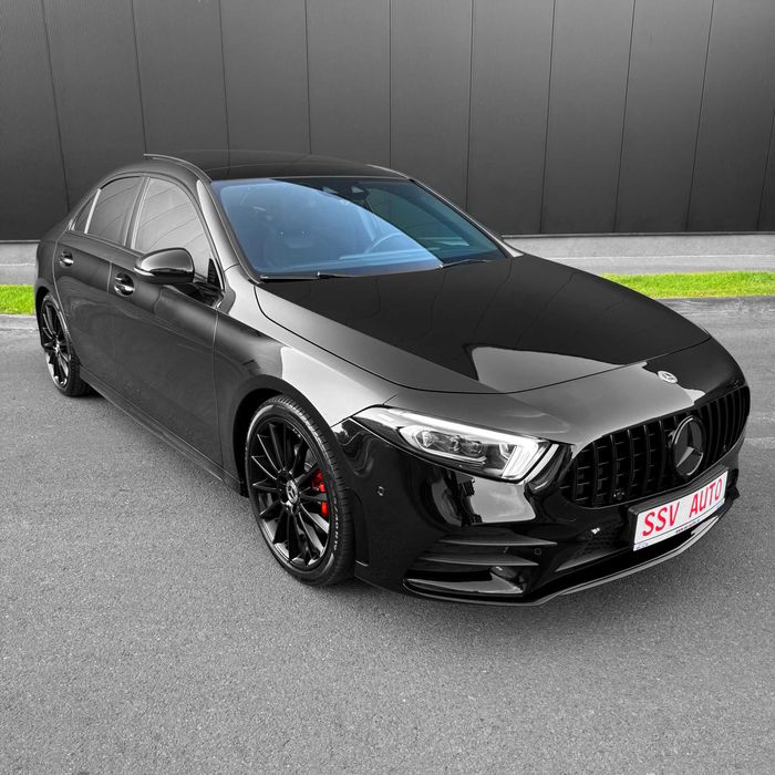 Mercedes-Benz A-Class AMG Display Panoramic Ambiental Plafon Instelat