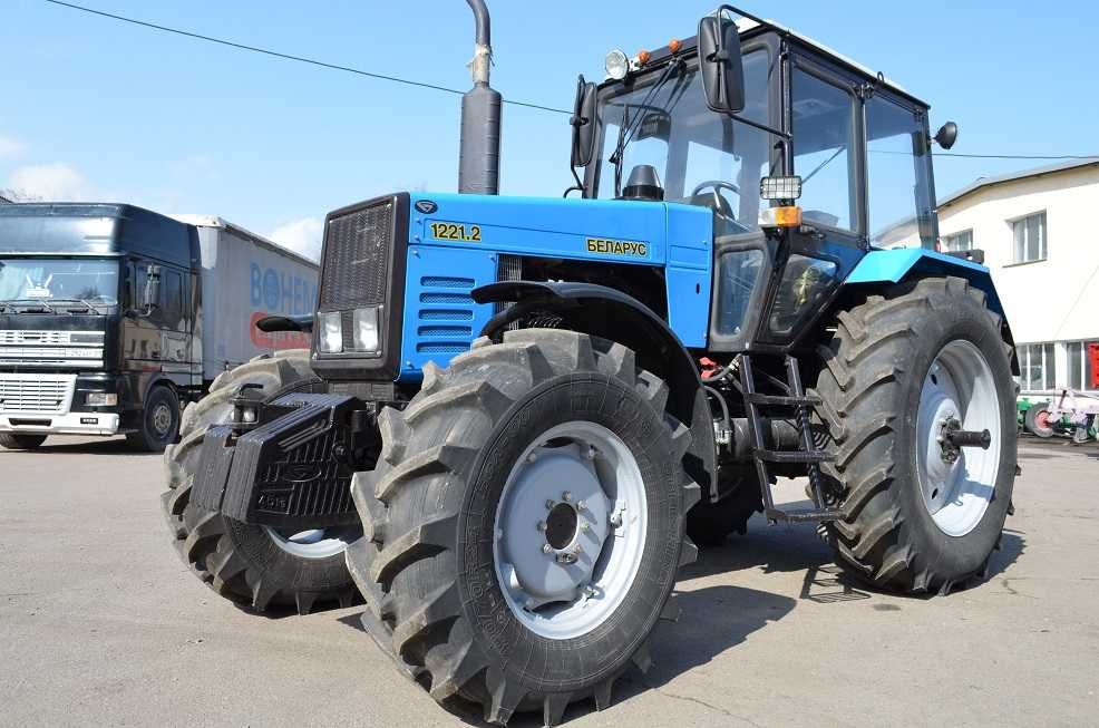 Трактор "Беларус-1221.2", НОВЫЙ! БЕЗ ПРОБЕГА! (ТРОПИК)