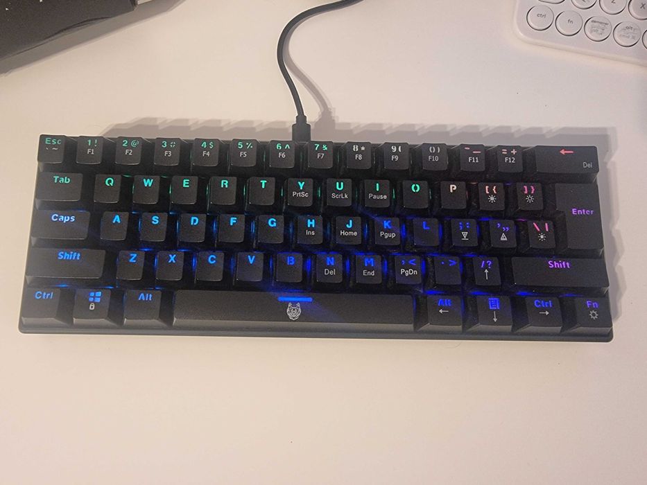 tastatura gaming mecanica ck62 rgb