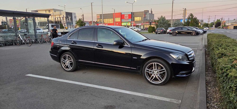 Vand Mercedes C Class 2012 Diesel - cutie automata 2148 cc