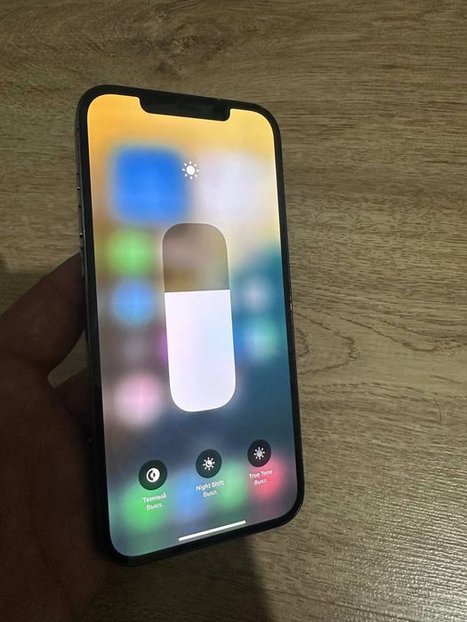 Iphone 12 pro max
Pamyt 256 Gb
Yomks 75% radnoy
Feys tru ton bari zati