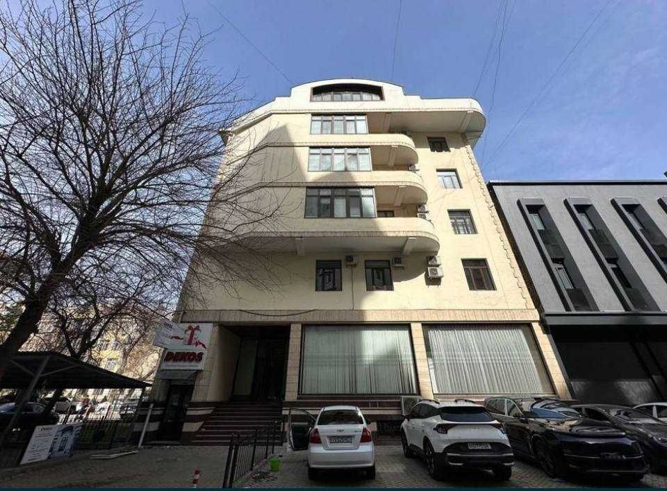 Продам здание в центре, Госпитальная, Mirabad Avenue, 2-я линия RR