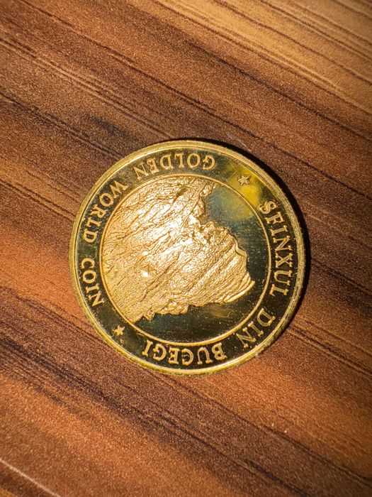 Vând 3 jetoane de colecție