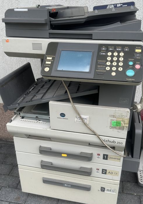 Xerox konica minolta bizhub 250