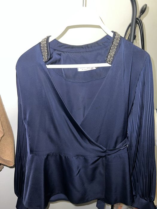 Костюм и рубашка в отличном состоянии