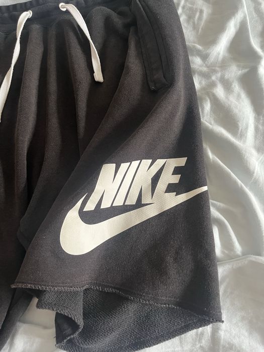 Pantaloni scurti nike