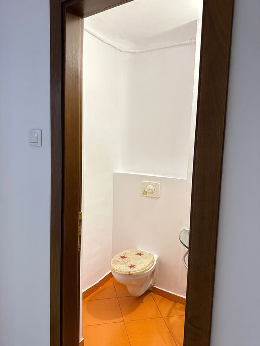 Apartament de vânzare cu 3 camere în 1 Mai, Craiova