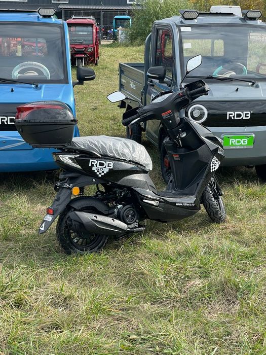 Scuter pe benzina, fără permis