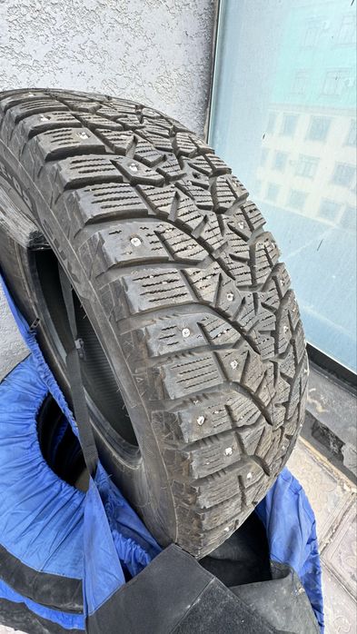 Шины шипованные Bredgstone