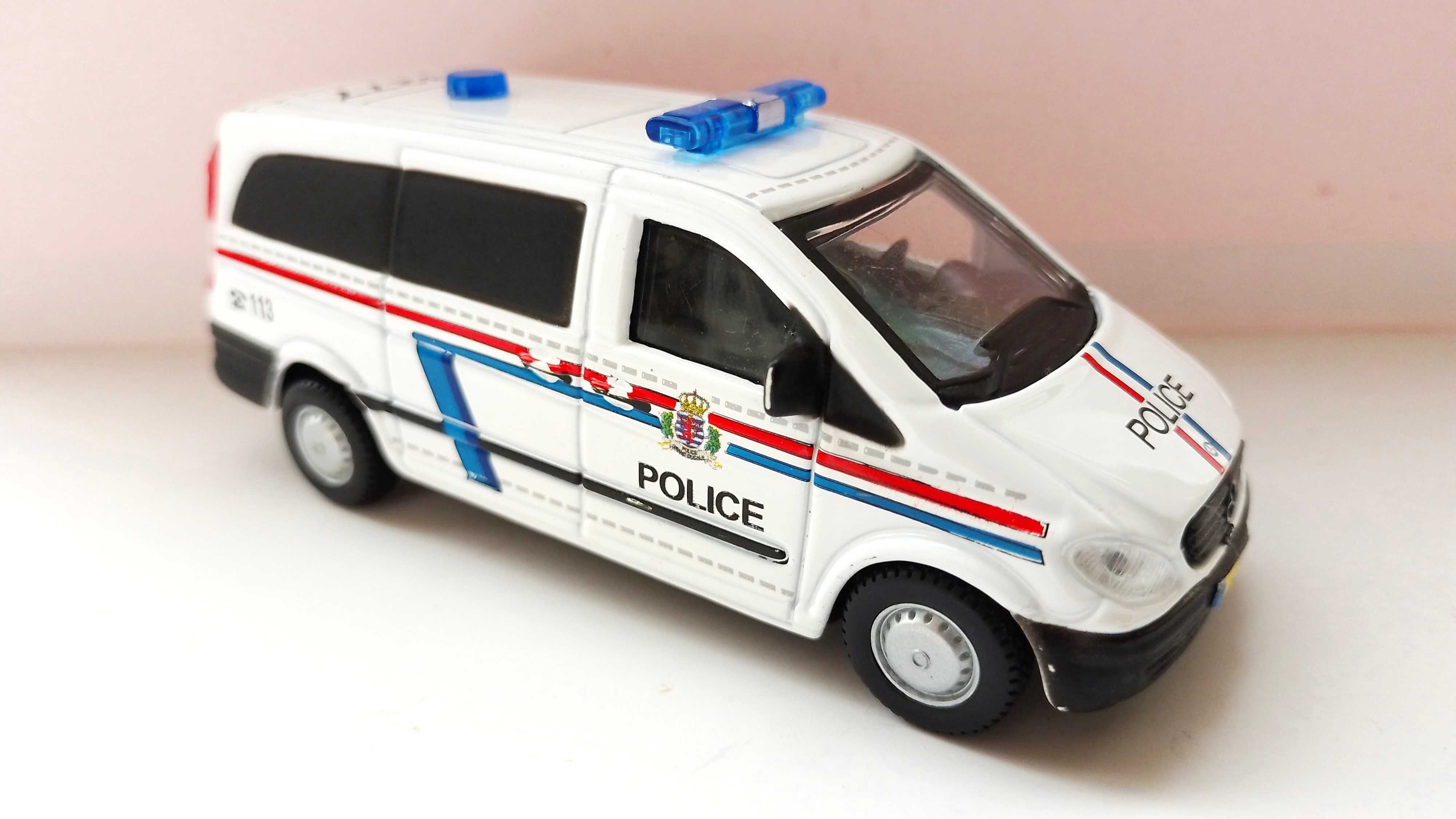 Bburago Mercedes-Benz Sprinter и VITO - POLICE