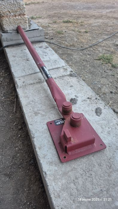 Арматурогиб. Макс. диаметр арматуры, мм: 12,