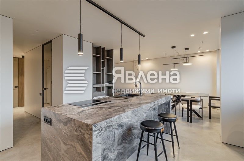 Продава се Тристаен апартамент в Варна, Център - 116 кв.м за 3121 €/кв.м - Снимка #5