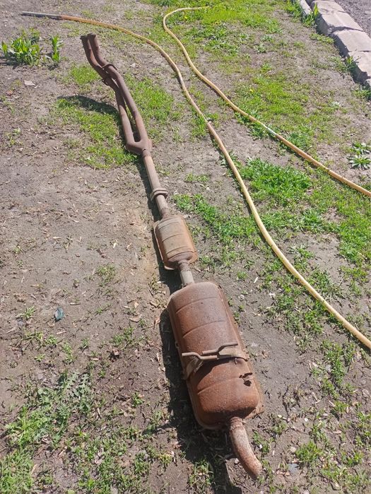 Продам глушитель