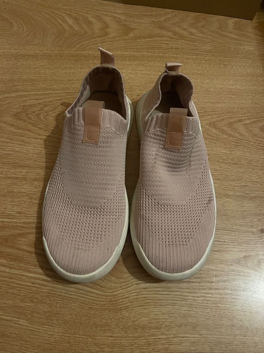 Детски ботуши, скечът си и пантовки Момиче