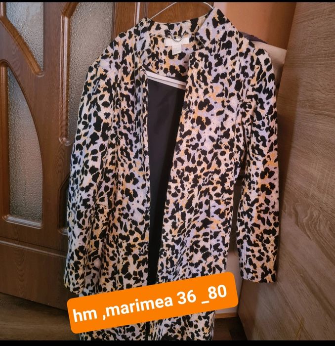 Palton mărimea 36