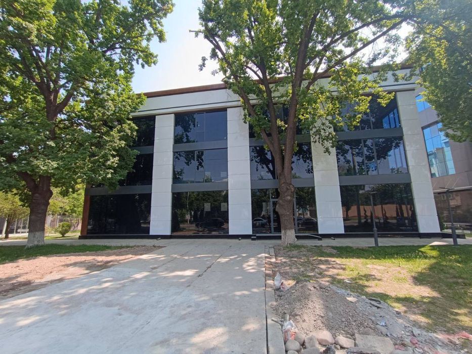 Ц-6 Минор | 900кв - Продается Здание вдоль дороги