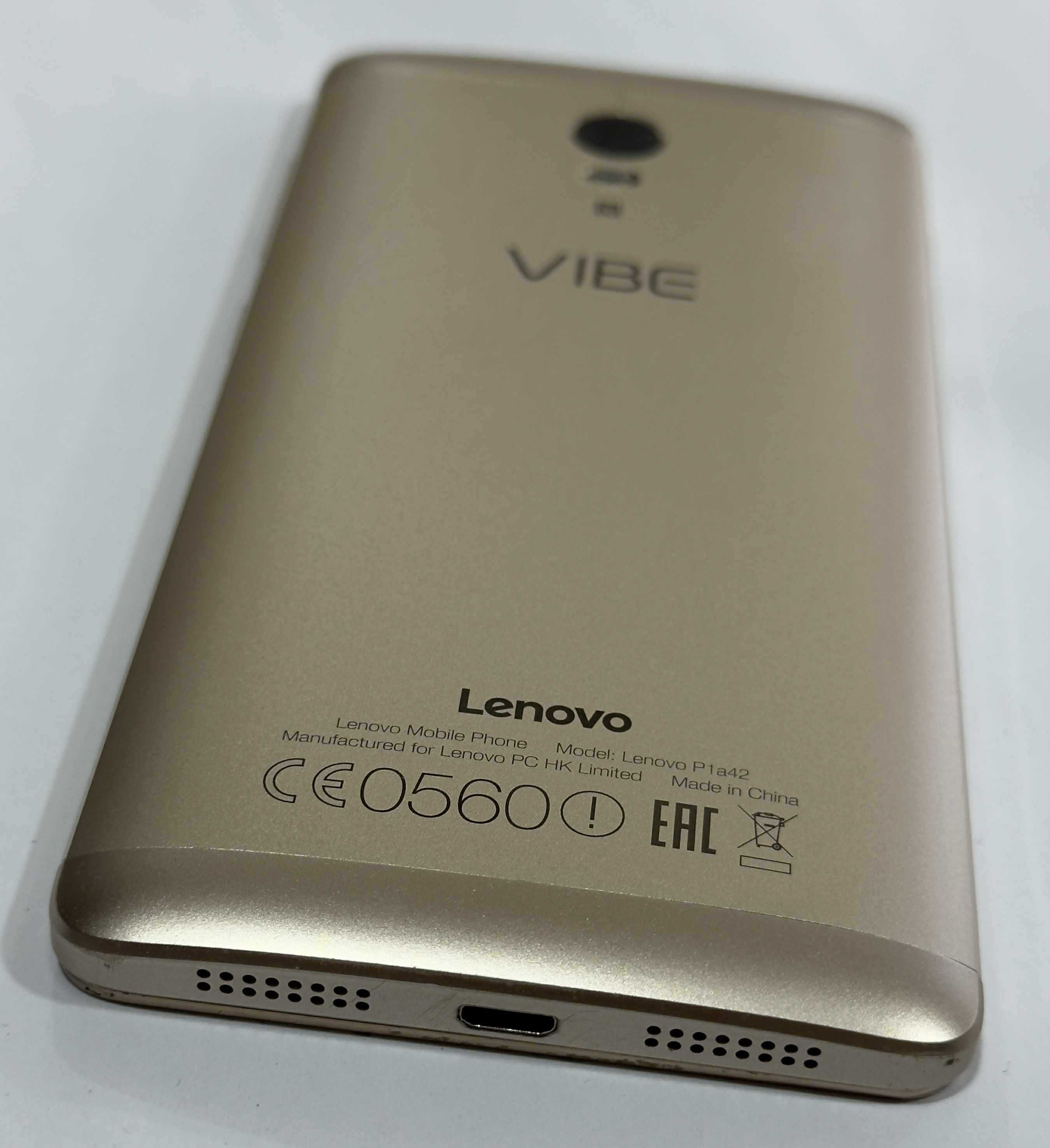Телефон Lenovo Vibe P1