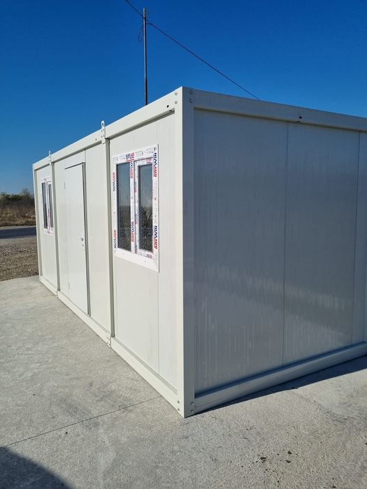 Vând containere modulare