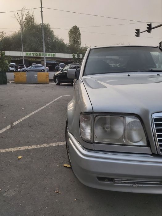 Srochna Mercedes benz 124 volchok sotiladi