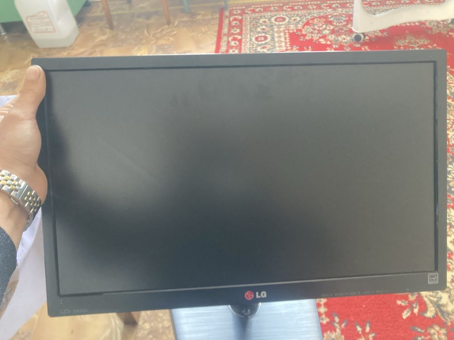 Продам LG монитор