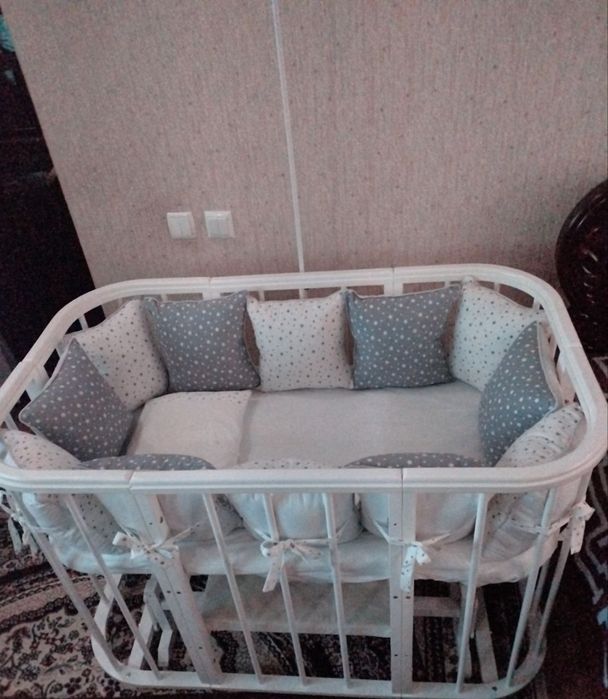 Детская колыбельная кровать