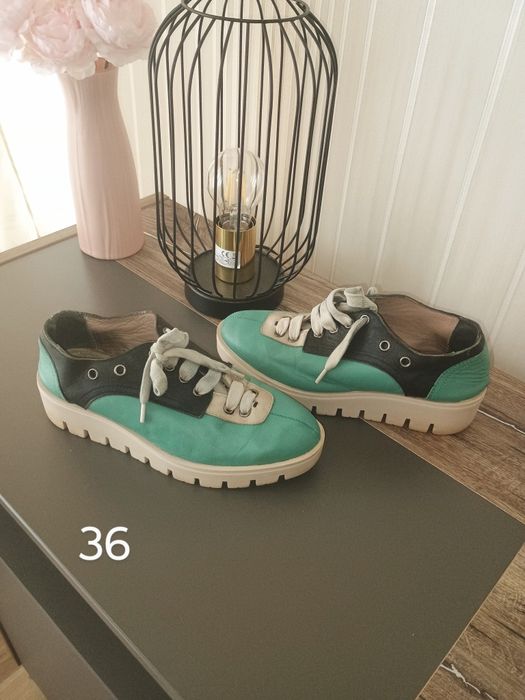 Vând pantofi piele, mărime 36