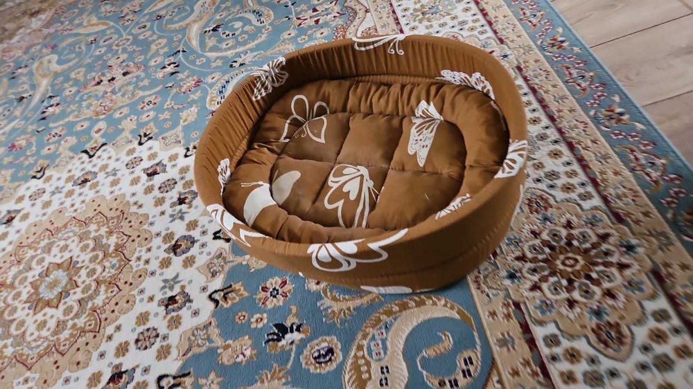 Лежанка для кошки-1 шт.Мы на Шолохова-Сейфуллина