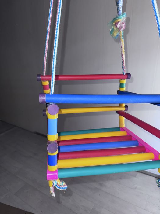 Продам детскую качель