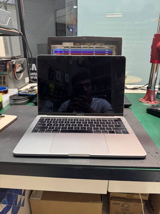 Mackbook Pro 16Gb 256gb