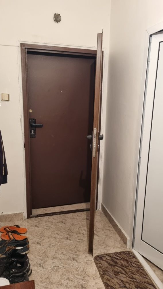 Продава се Двустаен апартамент в Варна, Чайка - 62 кв.м за 2581 €/кв.м - Снимка #12