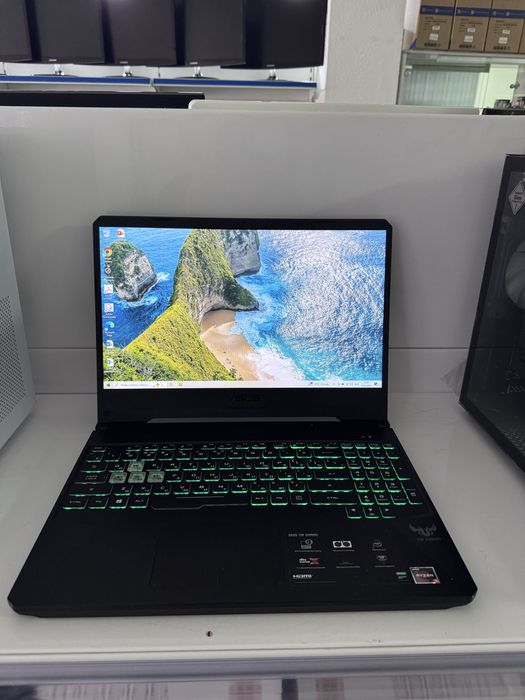 Игравой мощный ноутбук Asus