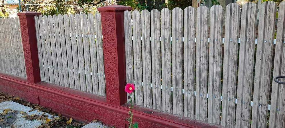 Garduri din sipca metalica porti si alte modele de garduri disponibile