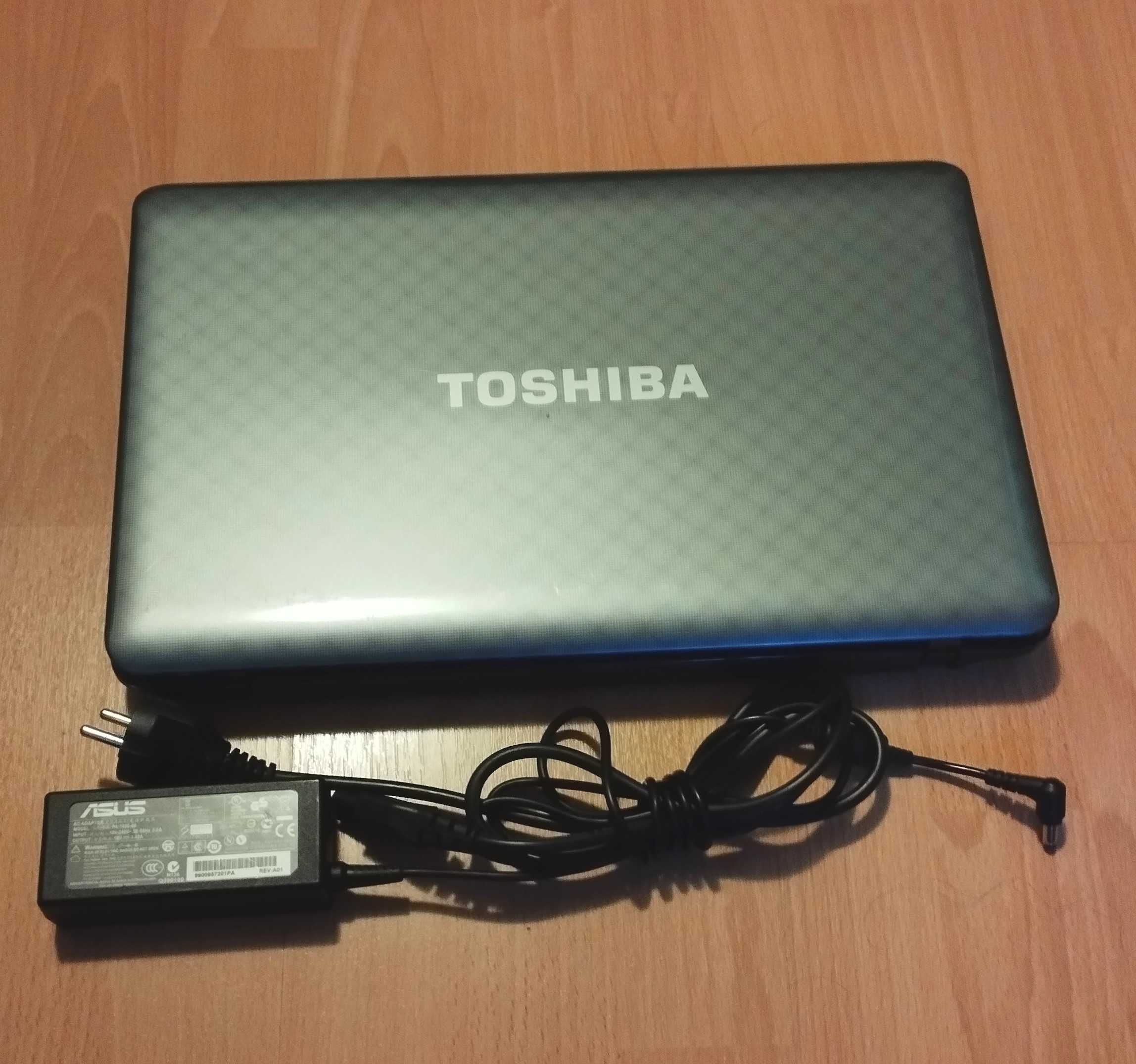 Toshiba Core I5, 8GB RAM, HDD 500GB, GT 525M 2GB, baterie 1,5 ore