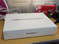 MacBook Air лаптоп