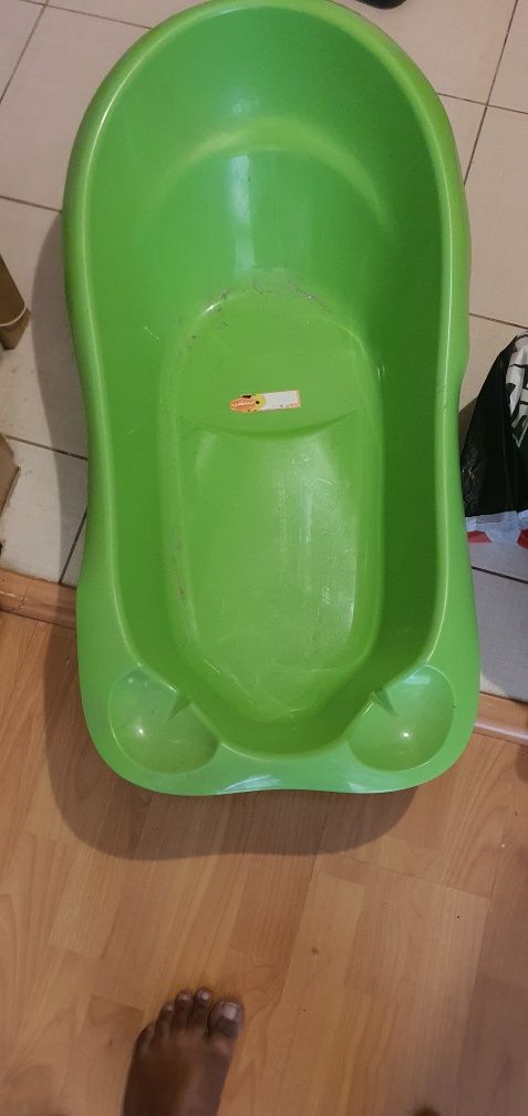 Продавасе коритата за чисто нови