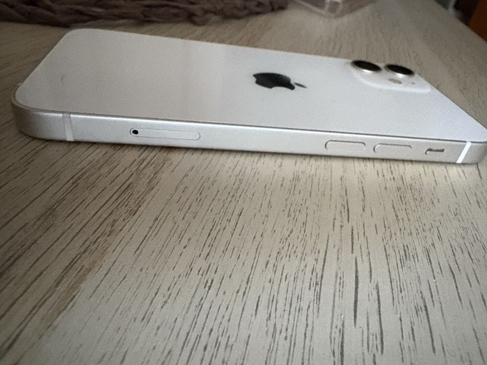 iPhone 12 Mini 64GB – Бял, Отлично състояние