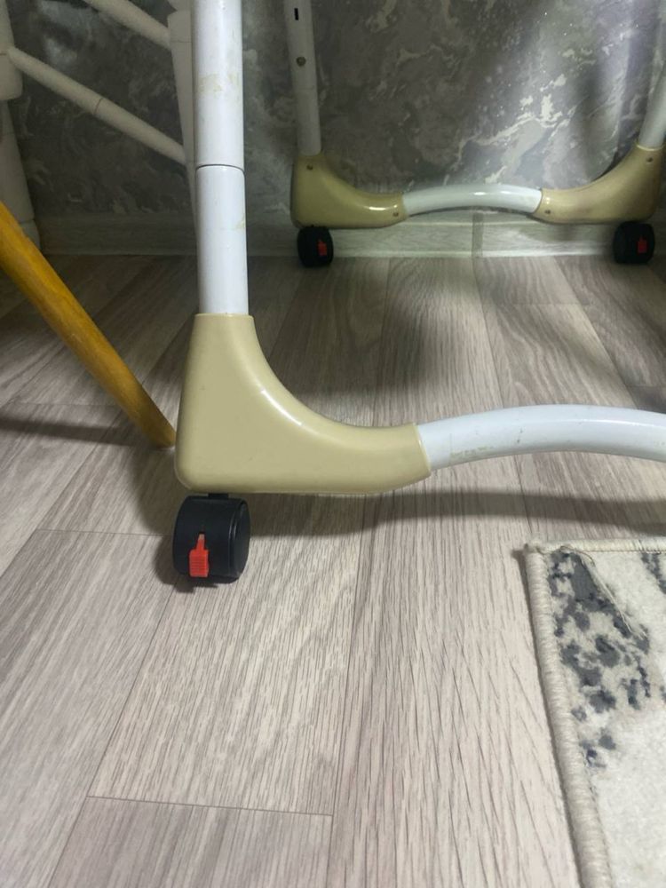 Detskiy stulchik sotiladi ideal holatda