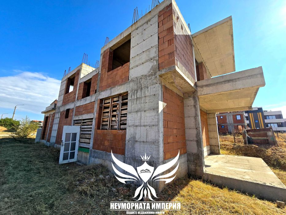 Продава се Къща в Асеновград - 391 кв.м за 550 €/кв.м - Снимка #5