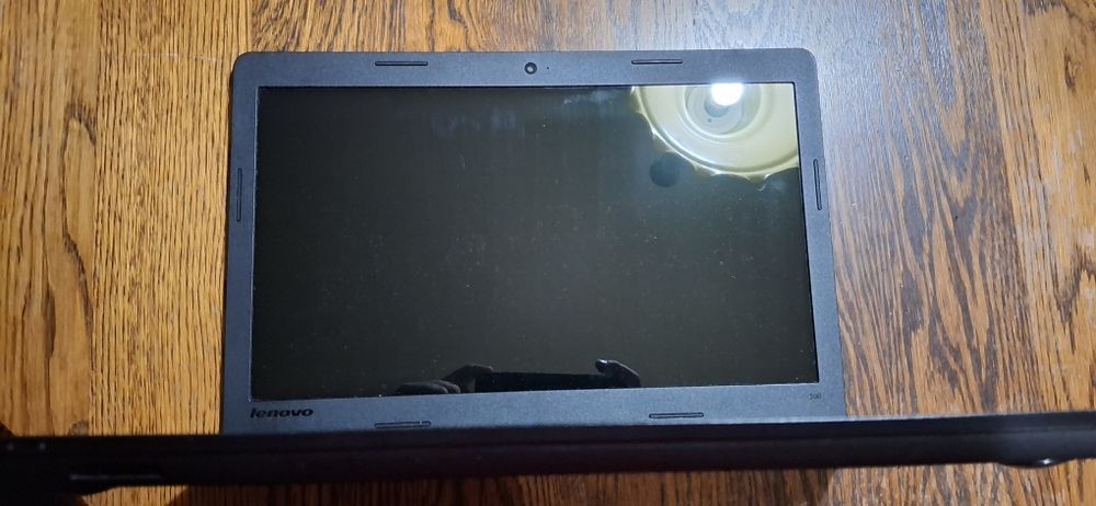 Лаптоп за части Леново Идеапад 100