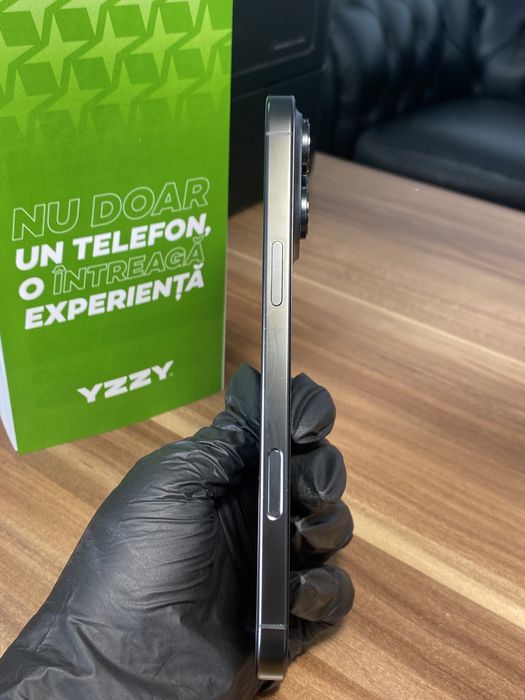 iPhone 16 Pro Max / 256 GB / Sănătate baterie 100% / Ca nou