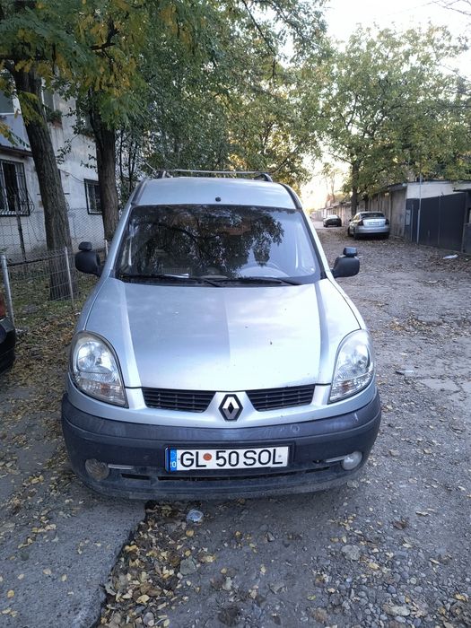 Vând Renault kangoo