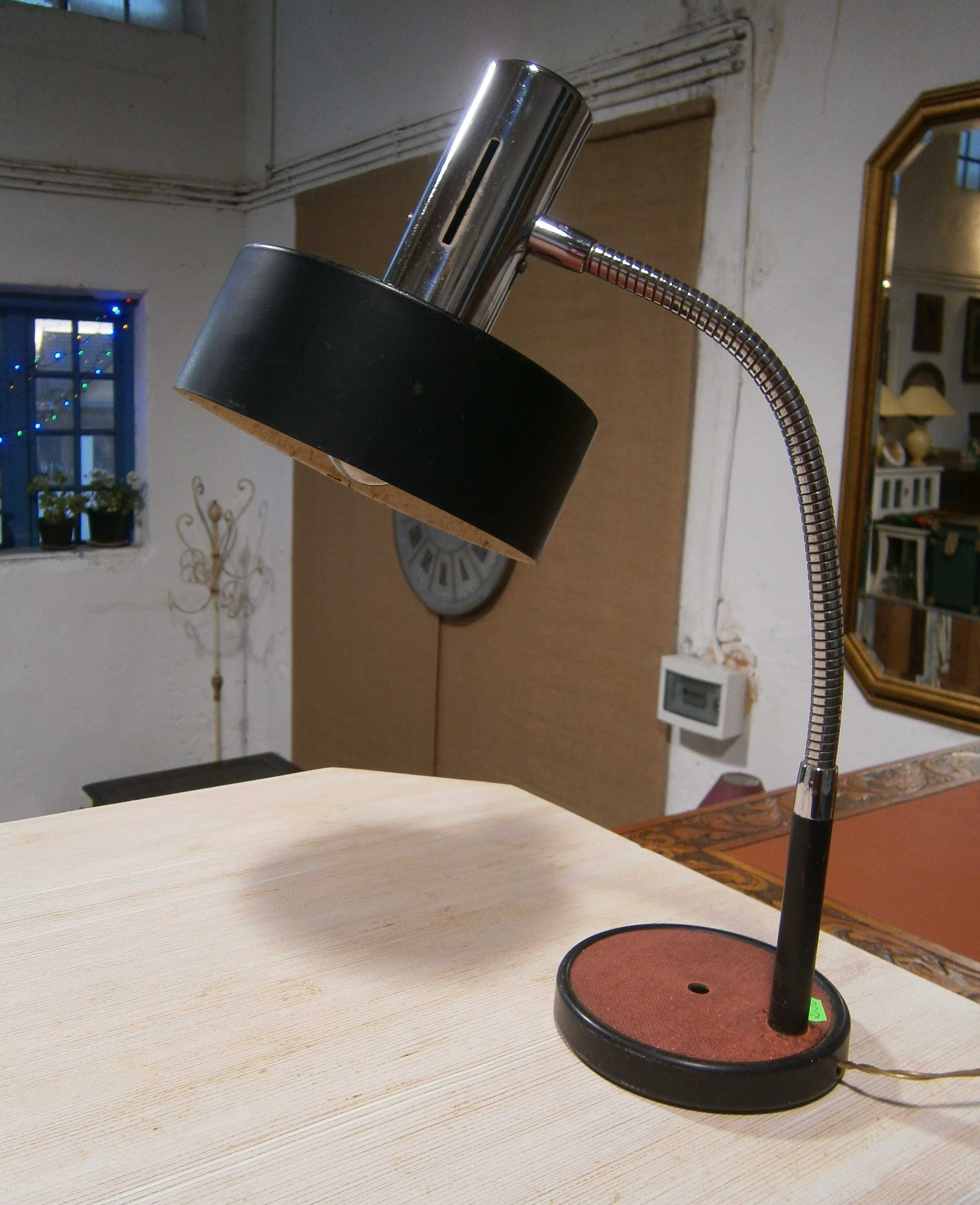 Lampa veche metalica stil Mid Century (Veioza)