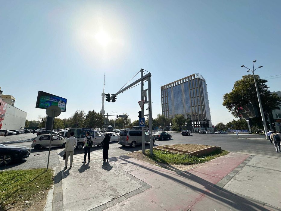 Продаётся 3-комнатная квартира в Юнусабадском м. Шахристан, Корзинка