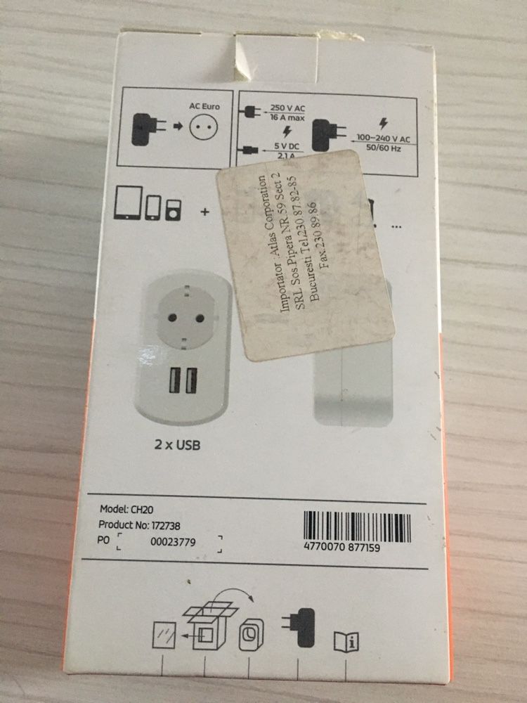 Incarcator Acme CH20 cu stecher Schuko și iesiri 2xUSB Alb acm47700708