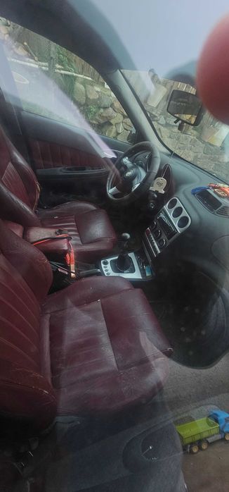 Vând  skoda fabia (1.6 )/ alfa romeo 156 (1.9)