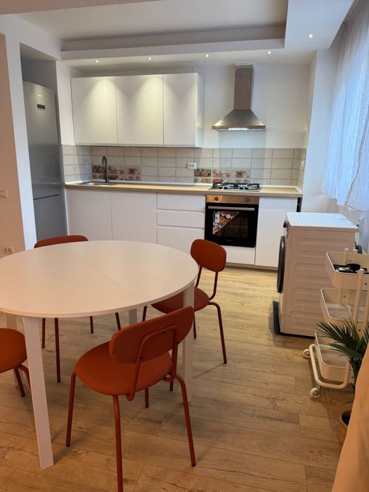 Apartament 3 camere de inchiriat in Aviatiei