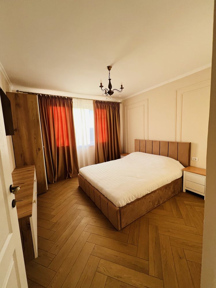 Inchiriez apartament 2 camere in regim hotelier