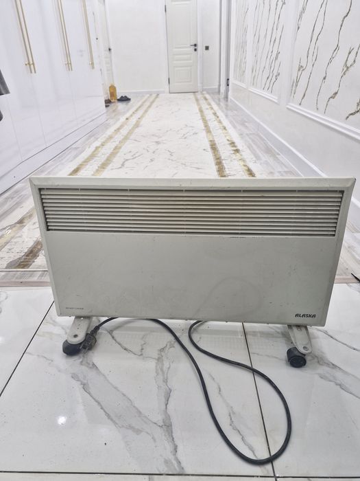 Электро обогреватель бу хорошом состоянии  работает  цена 10000 тенге